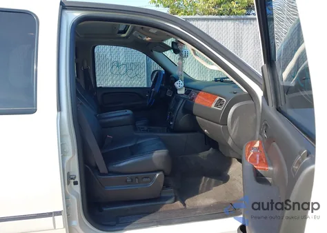 2009 GMC Yukon Slt2 z USA, uszkodzony, nr VIN 1GKFK33029R213434